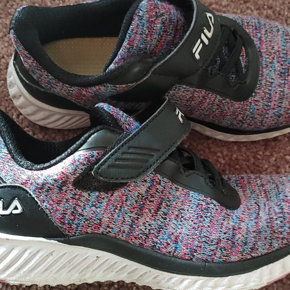 Tenis - Picture 3 of 3
